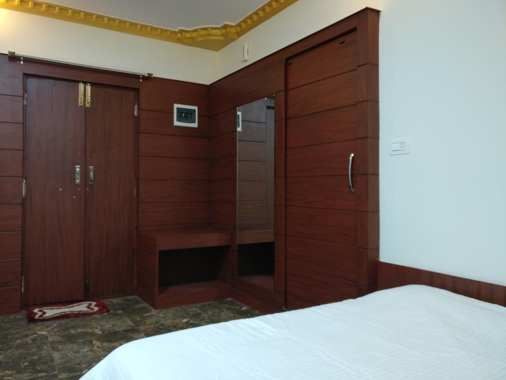 The Shades Holiday Homes Kushalnagar Exterior photo